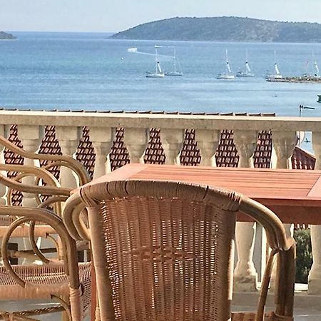 Apartmani Nina Σίμπενικ Εξωτερικό φωτογραφία
