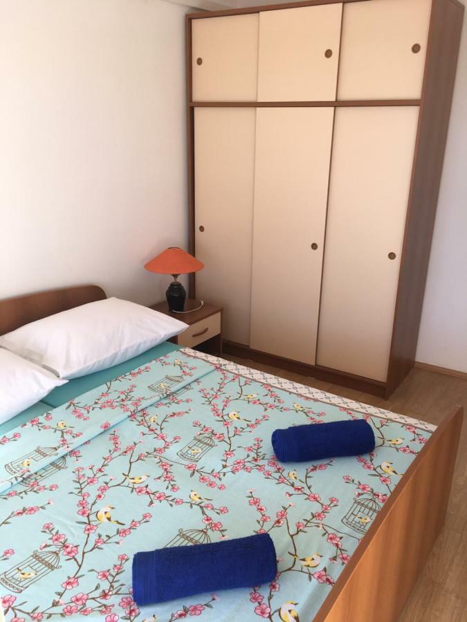 Apartmani Nina Σίμπενικ Εξωτερικό φωτογραφία