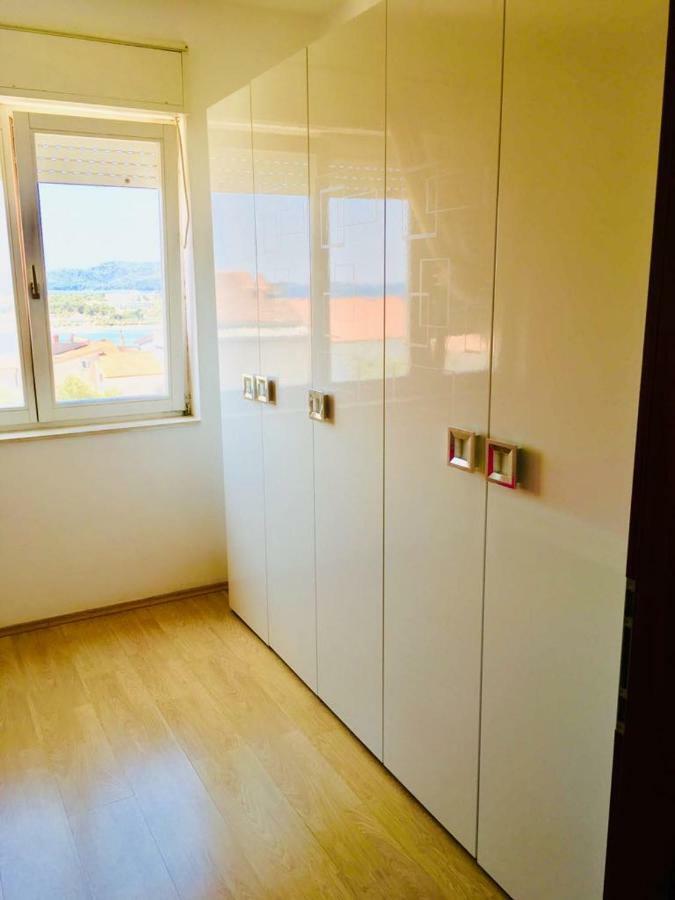 Apartmani Nina Σίμπενικ Εξωτερικό φωτογραφία